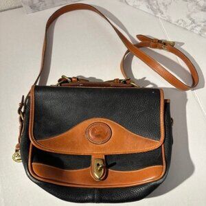 Vintage Dooney & Bourke All Weather Pebbled Leather Shoulder Saddle Bag Purse US